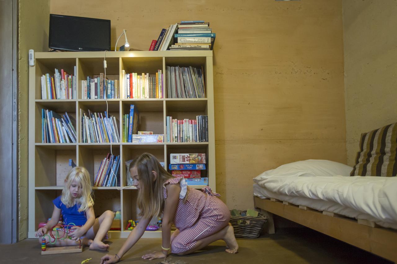 Villa AdamaMidreshet Ben Gurion エクステリア 写真
